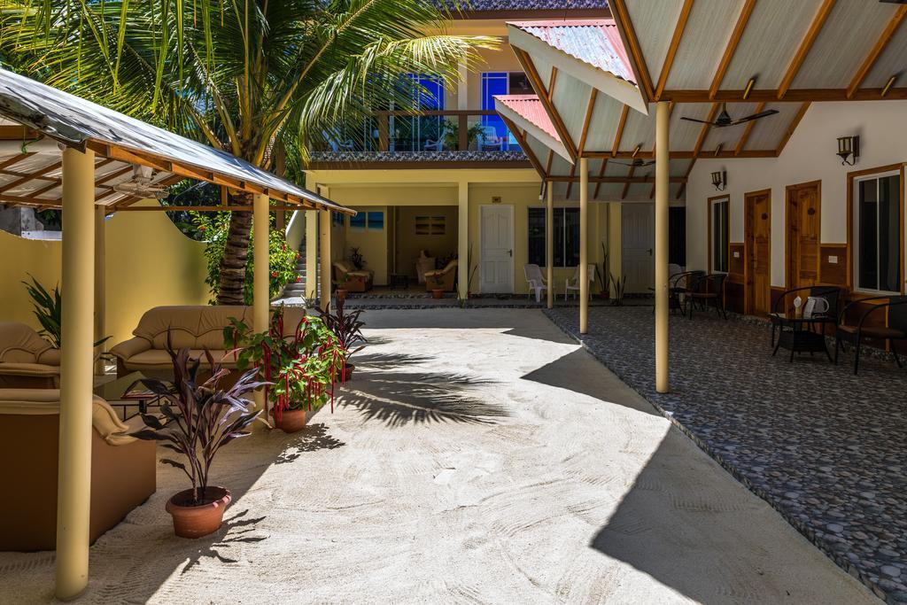 Relax Residence Thoddoo Maldives Buitenkant foto